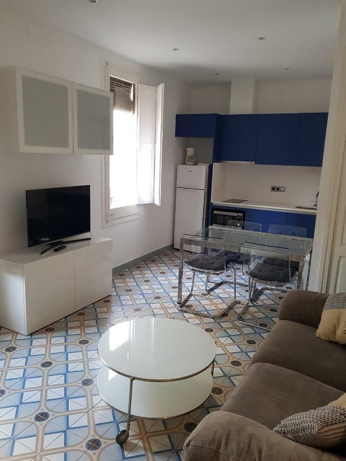 Apartamentos Nouvilas Portbou Dış mekan fotoğraf