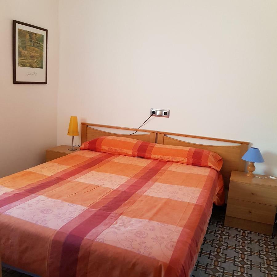 Apartamentos Nouvilas Portbou Dış mekan fotoğraf