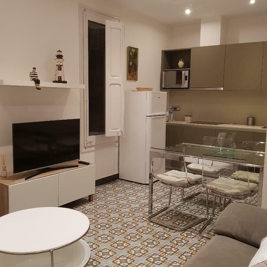 Apartamentos Nouvilas Portbou Dış mekan fotoğraf