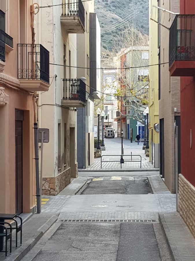 Apartamentos Nouvilas Portbou Dış mekan fotoğraf